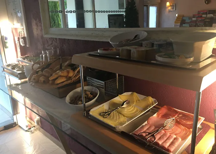 Prado Avec Parking - Proche Zenith Hotel