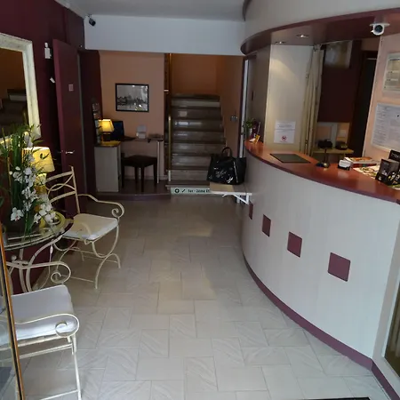 Prado Avec Parking - Proche Zenith