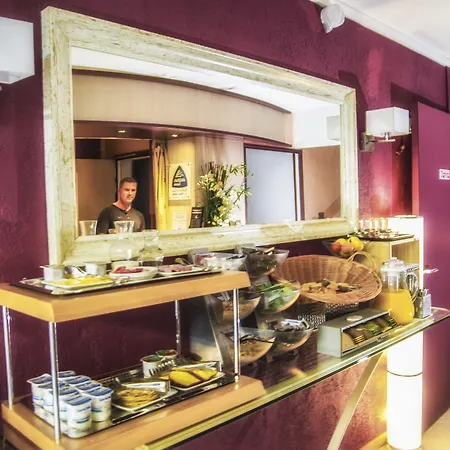 Prado Avec Parking - Proche Zenith