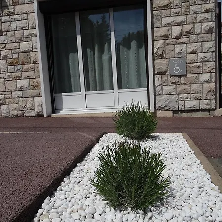 Hotel Prado Avec Parking - Proche Zenith