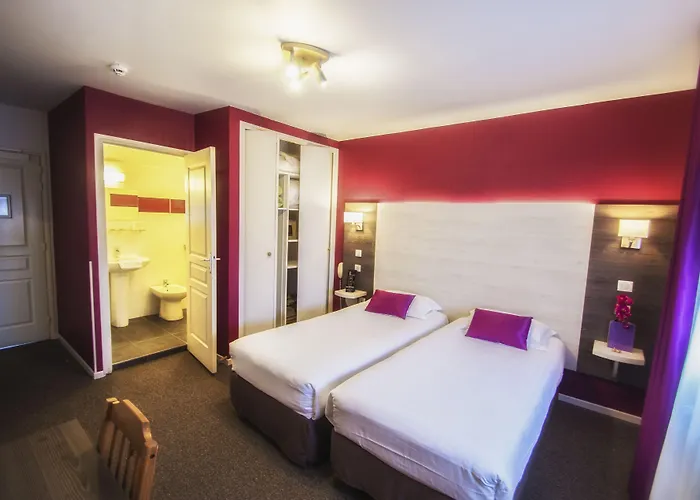 Отель Prado Avec Parking - Proche Zenith 3*