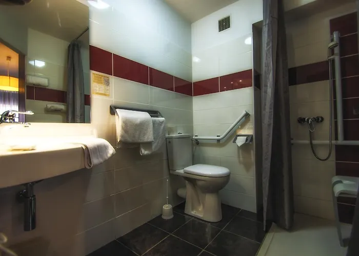 Отель Prado Avec Parking - Proche Zenith Тулуза