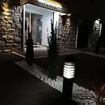 Hotel Akena Le Prado - Proche Zénith 3*