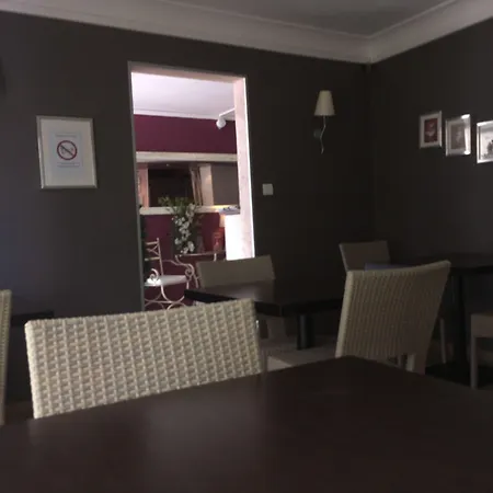 Hotel Akena Le Prado - Proche Zénith