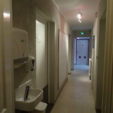 Hotel Akena Le Prado - Proche Zénith 3*