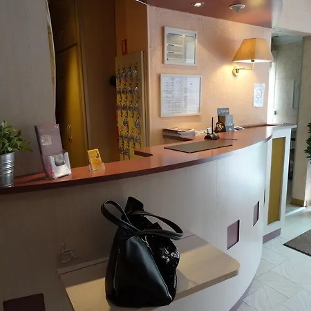 Hotel Akena Le Prado - Proche Zénith