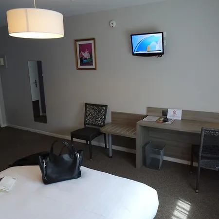 Hotel Akena Le Prado - Proche Zénith 3*