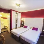 Hotel Prado Avec Parking - Proche Zenith 3*