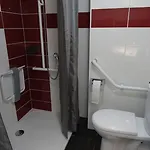 Hotel Prado Avec Parking - Proche Zenith
